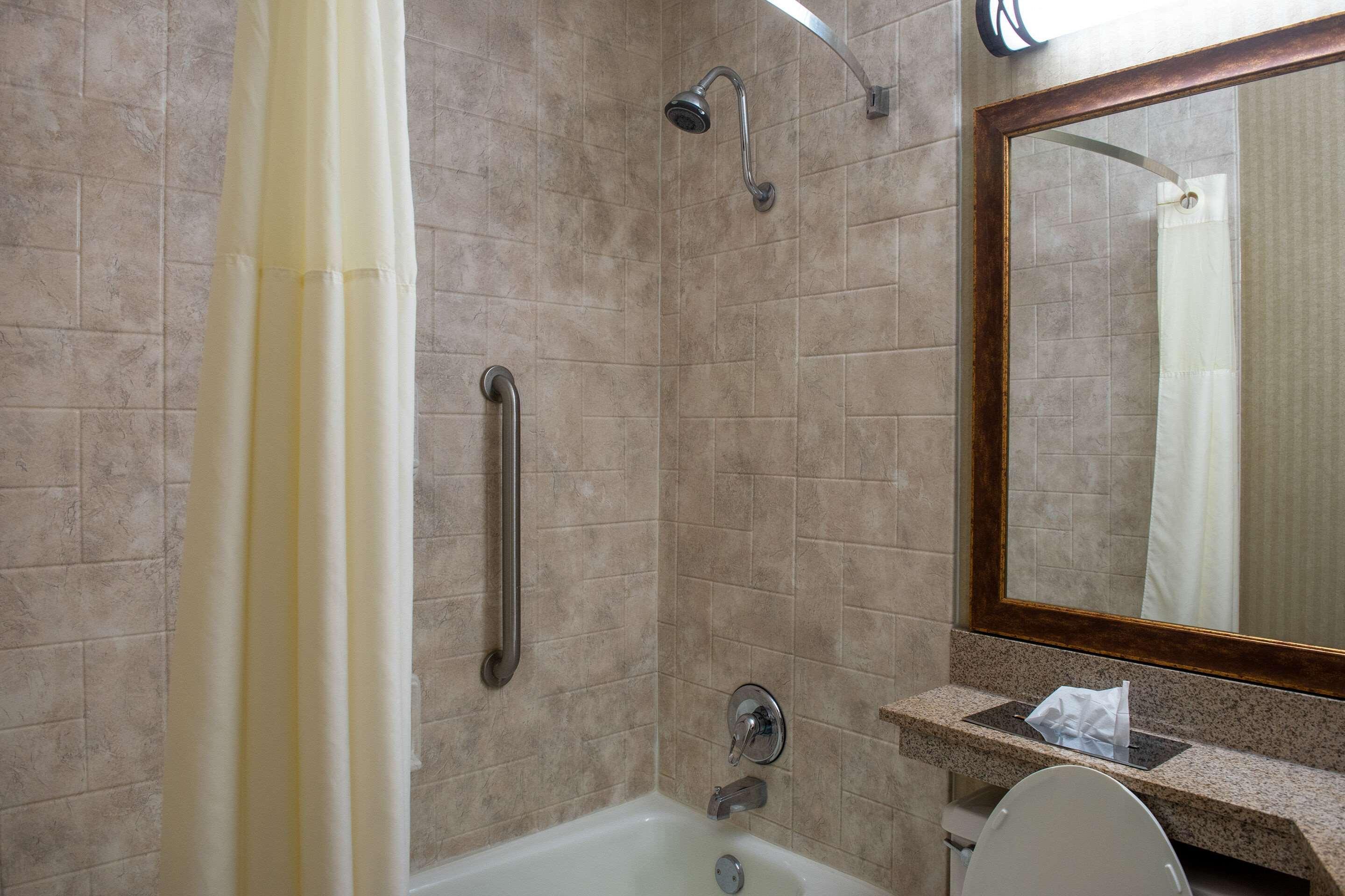 Quality Inn Beckley Exterior photo